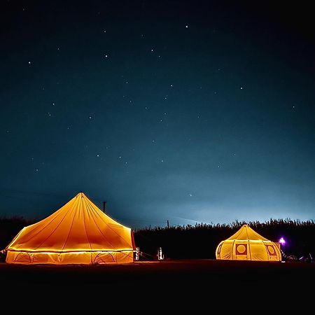 The Follies Glamping Hotel Maidstone Bagian luar foto