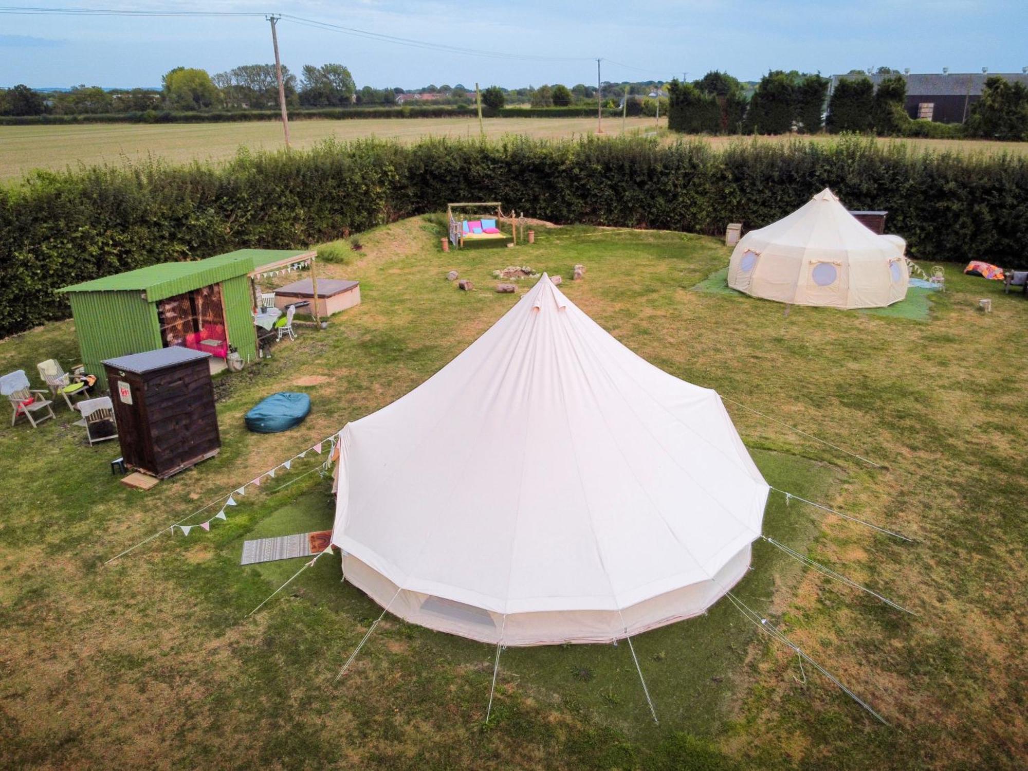 The Follies Glamping Hotel Maidstone Bagian luar foto